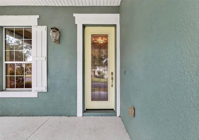 Photo 2 of Single family home for sale at 2117 Appalachee Cir, Tavares, FL 32778 | MLS# G5105480 | Listing updated on 2026-10-01