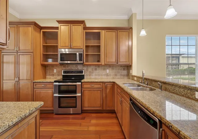 Photo 4 of Single family home for sale at 2117 Appalachee Cir, Tavares, FL 32778 | MLS# G5105480 | Listing updated on 2026-10-01