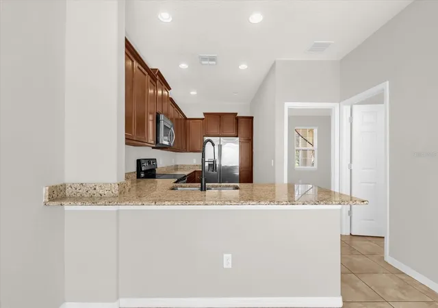Photo 2 of Townhouse for sale at 11932 Lorenza Ln, Orlando, FL 32827 | MLS# S5140170 | Listing updated on 2026-08-21