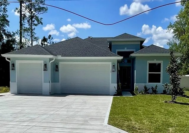 Homes for sale in Palm Coast, FL | 14 White Birch Ln, Palm Coast, FL 32164 | MLS# FC314690