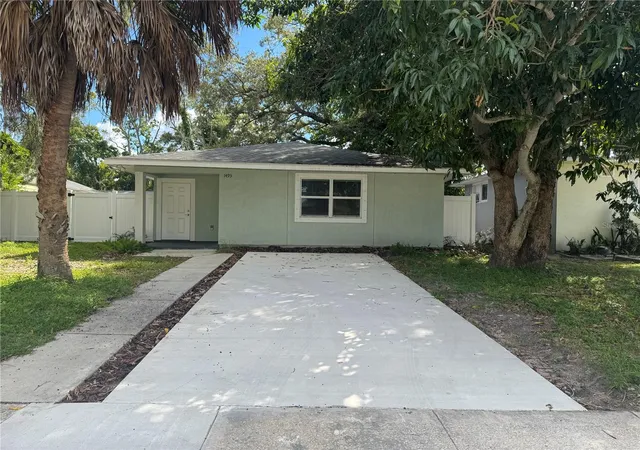 Single family home for sale at 1493 Cleveland St, CLEARWATER, FL 33755 | MLS# TB8456383