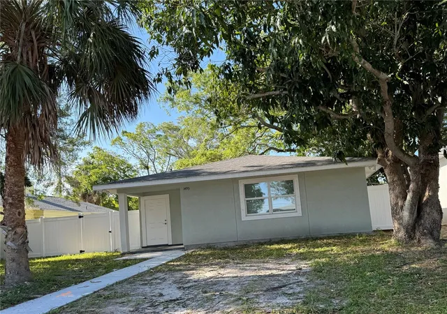 Photo 3 of Single family home for sale at 1493 Cleveland St, Clearwater, FL 33755 | MLS# TB8456383 | Listing updated on 2026-10-06