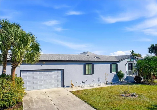 Photo 4 of Manufactured home for sale at 4190 Pelican Pointe Dr, Punta Gorda, FL 33950 | MLS# C7519012 | Listing updated on 2026-09-13