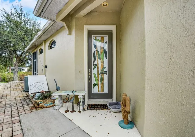 Homes for sale in De Bary, FL | 216 Lamonte Point Ct, De Bary, FL 32713 | MLS# V4946310