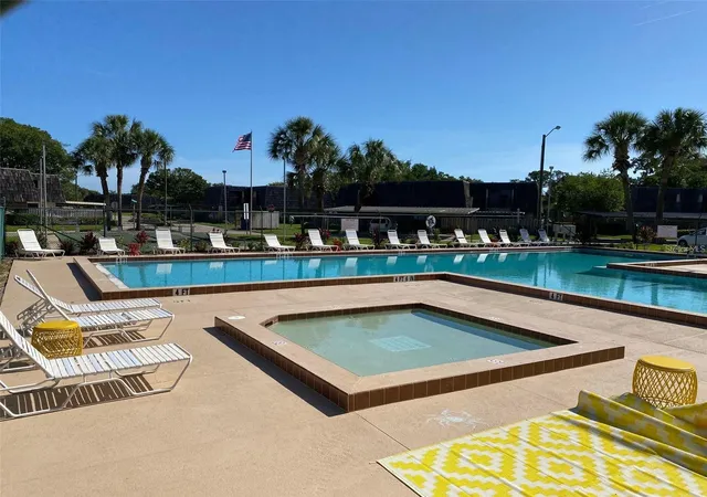 29th image of 1004 Royal Oak Blvd, Leesburg, FL 34748 | MLS# G5105548