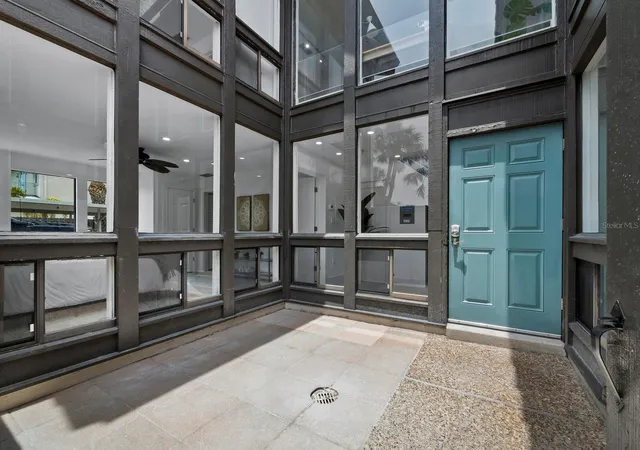 Photo 1 of Condo for sale at 800 S Blvd Of The Presidents #19, Sarasota, FL 34236 | MLS# A4675312 | Listing updated on 2026-09-12