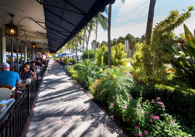 2nd image of 800 S Blvd Of The Presidents, SARASOTA, FL 34236