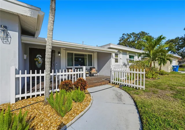 Photo 2 of Single family home for sale at 2701 64th Avenue S, Saint Petersburg, FL | MLS# TB8456651 | Listing updated on 2026-09-01