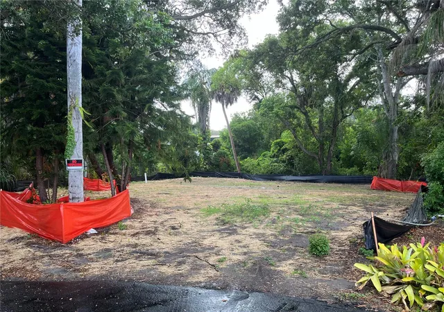 Photo 1 of Land for sale at 2605 Brae Burn Dr, Largo, FL 33770 | MLS# TB8456666 | Listing updated on 2026-08-03