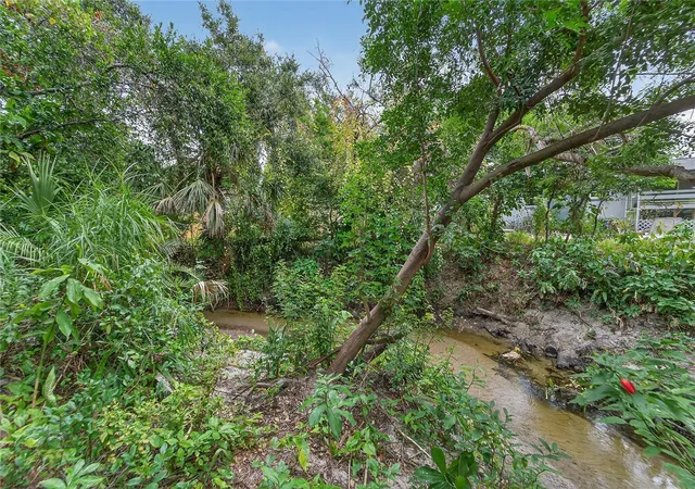 Photo 3 of Land for sale at 2605 Brae Burn Dr, Largo, FL 33770 | MLS# TB8456666 | Listing updated on 2026-08-03