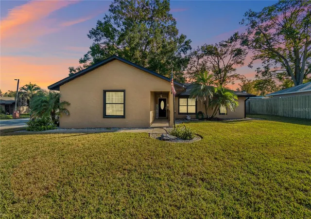 1st image of 6 Almond Crse, Ocala, FL 34472 | MLS# OM715136