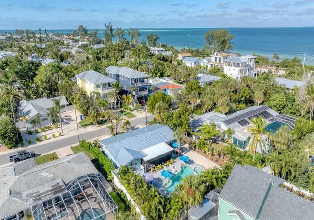 74th image of 154 Crescent Dr, Anna Maria, FL 34216 | MLS# A4675421