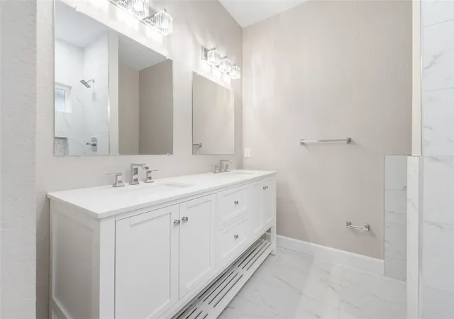 5th image of 2016 Ne 3Rd Ave, Gainesville, FL 32641 | MLS# GC536046