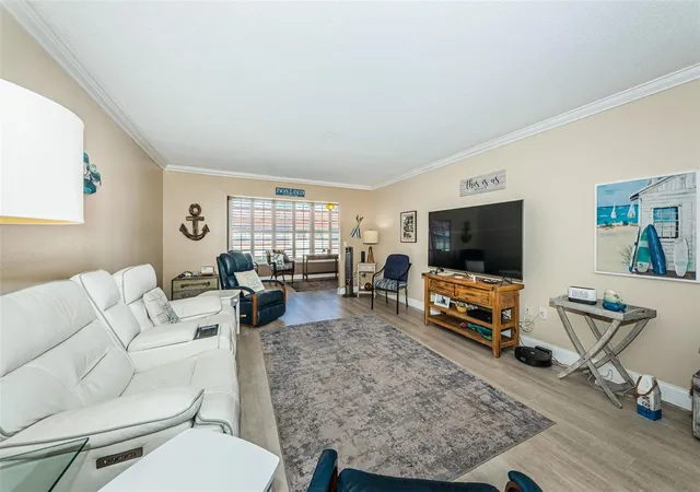 4th image of 3010 59Th St S, Gulfport, FL 33707
