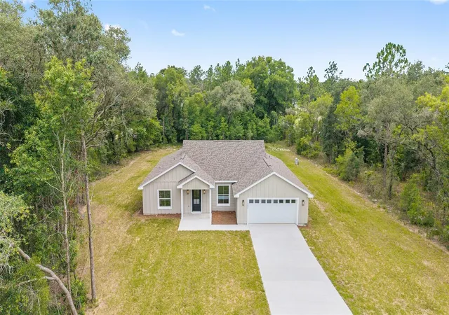 Homes for sale in Dunnellon, FL | 12584 Sw 90 Pl, Dunnellon, FL 34432 | MLS# OM715163