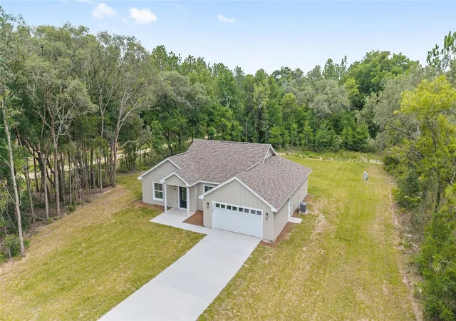Homes for sale in Dunnellon, FL | 12584 Sw 90 Pl, Dunnellon, FL 34432 | MLS# OM715163