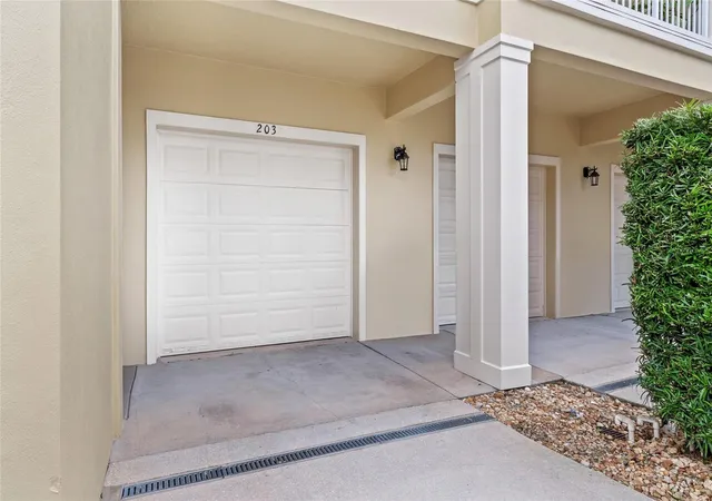 Homes for sale in Orlando, FL | 1819 Common Wy Rd, Orlando, FL 32814