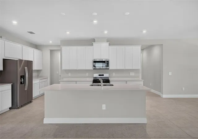 Photo 4 of Single family home for sale at 9026 Sundance Ter, Parrish, FL 34219 | MLS# TB8456951 | Listing updated on 2026-10-28
