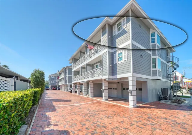 Photo 3 of Condo for sale at 1564 Stickney Point Rd #303, Sarasota, FL 34231 | MLS# A4675533 | Listing updated on 2026-07-26