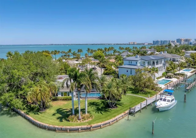 1st image of 102 Seagull Ln, Sarasota, FL 34236 | MLS# A4675538