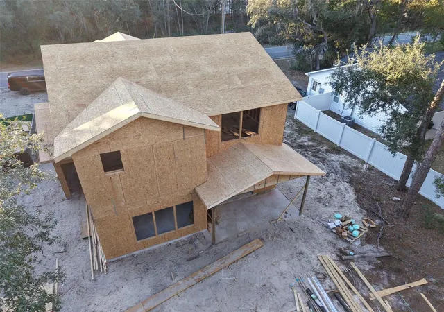 2nd image of 228 Dawn Ave, Interlachen, FL 32148 | MLS# G5105640
