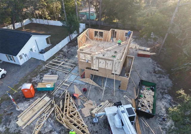 5th image of 228 Dawn Ave, Interlachen, FL 32148 | MLS# G5105640