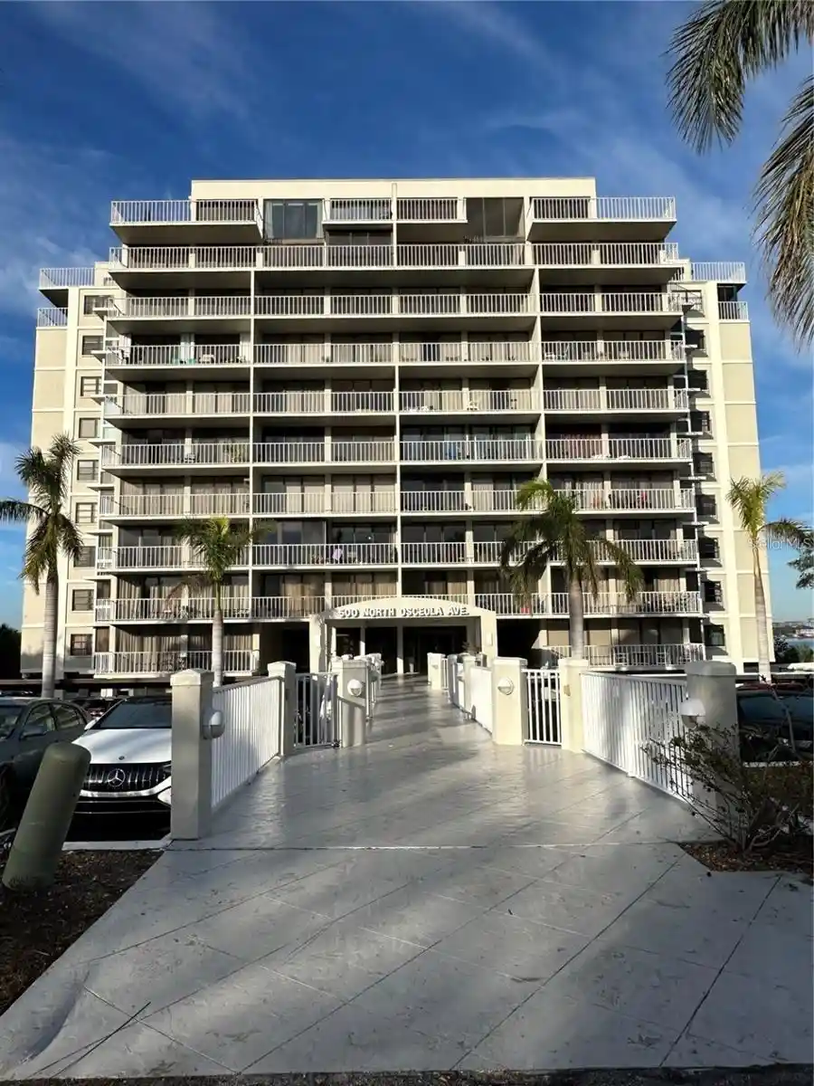 Listing Photo 1 - Condo for sale in 500 N Osceola Ave located at 500 N Osceola Ave, Clearwater, FL 33755 - Unit #403