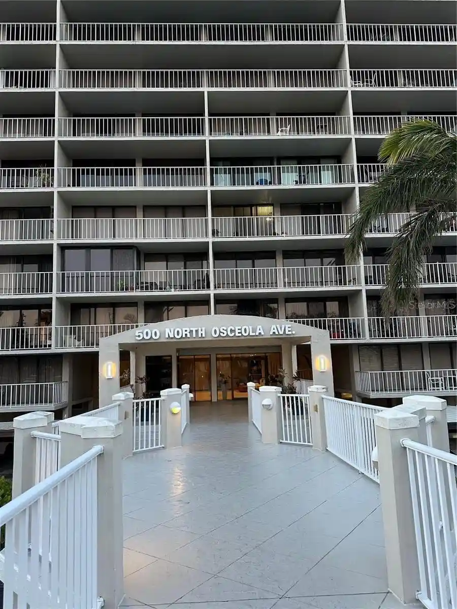 Listing Photo 2 - Condo for sale in 500 N Osceola Ave located at 500 N Osceola Ave, Clearwater, FL 33755 - Unit #403