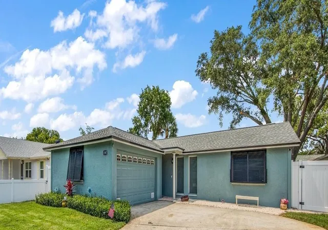 1st image of 11987 106th Ave, Largo, FL 33778 | MLS# TB8457176