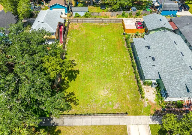 image of 1010 Elm Ave, Sanford, FL 32771 | MLS# O6368006