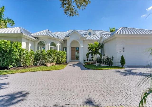 2nd image of 259 Robin Dr, Sarasota, FL 34236 | MLS# A4675575