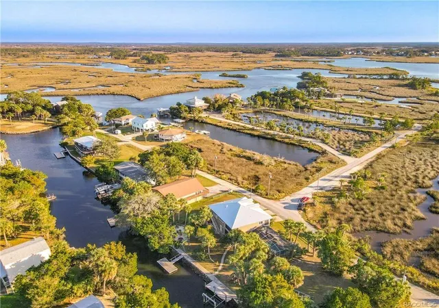 Homes for sale in Crystal River, FL | 12123 W Bald Eagle Ct, Crystal River, FL 34429 | MLS# G5105653