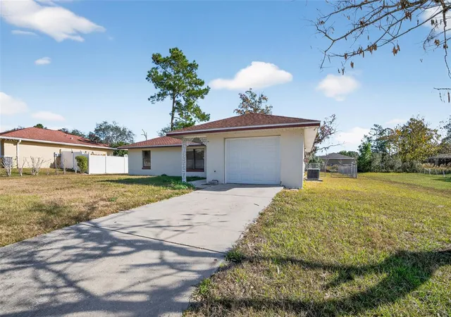 Photo 2 of Single family home for sale at 329 Marion Oaks Crse, Ocala, FL 34473 | MLS# TB8457265 | Listing updated on 2026-10-02