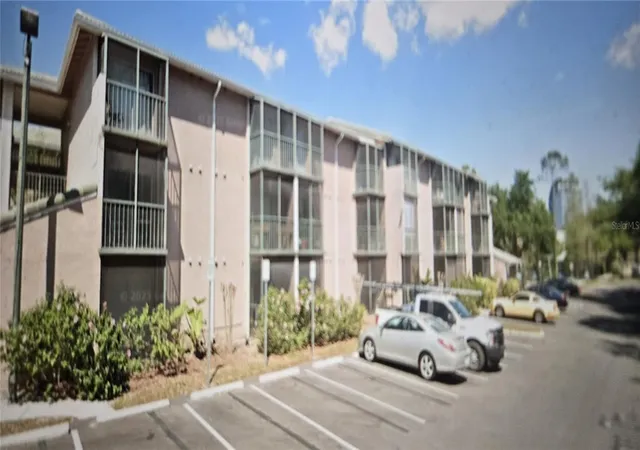Photo 1 of Condo for sale at 139 Oyster Bay Cir #340, Altamonte Springs, FL 32701 | MLS# O6368079 | Listing updated on 2026-01-27
