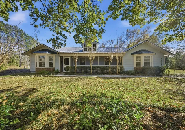 1st image of 18004 Nw 55th Pl, Alachua, FL 32615 | MLS# GC536086