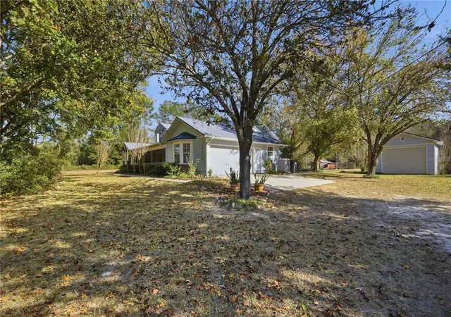 2nd image of 18004 Nw 55th Pl, Alachua, FL 32615 | MLS# GC536086
