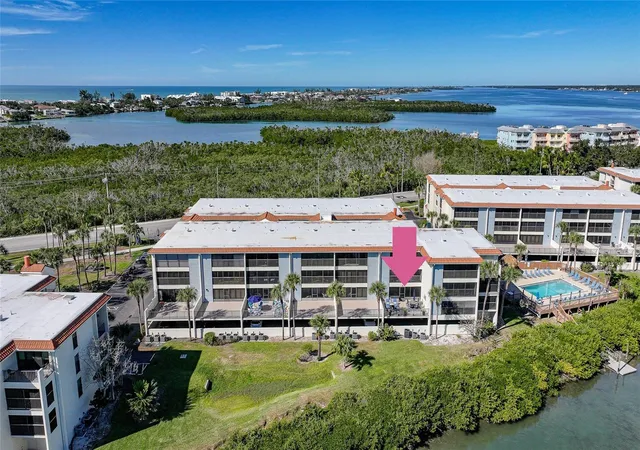 2nd image of 1701 Beach Rd #202, Englewood, FL 34223 | MLS# D6145237