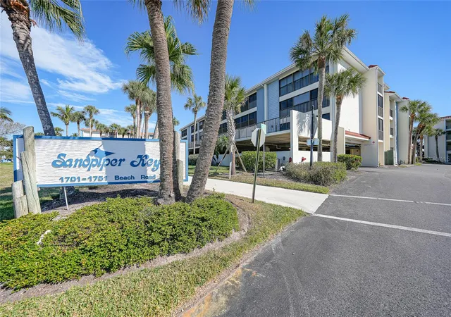 3rd image of 1701 Beach Rd #202, Englewood, FL 34223 | MLS# D6145237