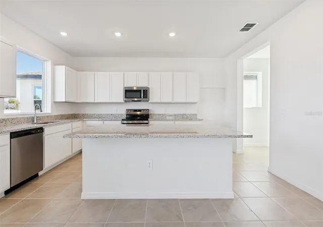 Photo 3 of Single family home for sale at 4610 Outhaul Run, Palmetto, FL 34221 | MLS# R4910418 | Listing updated on 2026-09-13