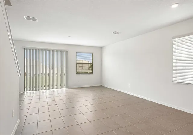 Photo 3 of Single family home for sale at 4606 Outhaul Run, Palmetto, FL 34221 | MLS# R4910419 | Listing updated on 2026-09-30