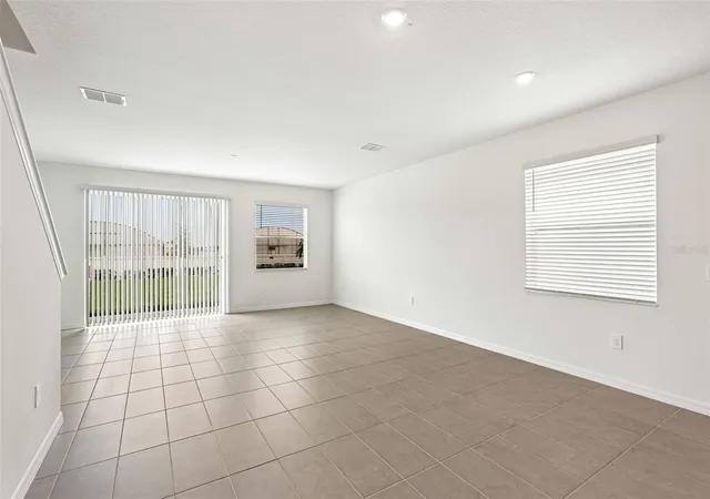 Photo 4 of Single family home for sale at 4606 Outhaul Run, Palmetto, FL 34221 | MLS# R4910419 | Listing updated on 2026-09-30