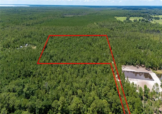 1st image of 804 Shell Harbor Rd, Pierson, FL 32180 | MLS# R4910423