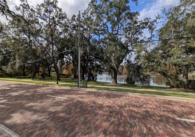 4th image of 109 S Brown Ave, Orlando, FL 32801 | MLS# O6368294