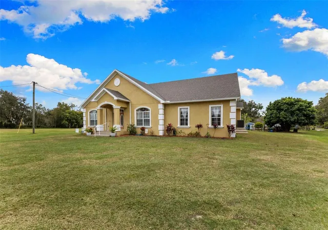 1st image of 1103 Colson Rd, Plant City, FL 33567 | MLS# TB8457563
