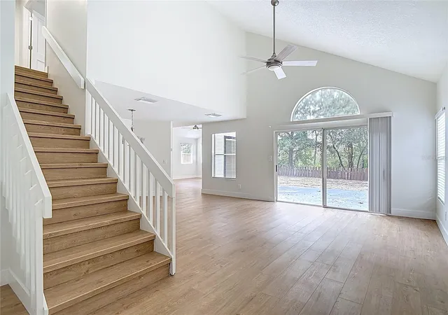 4th image of 2013 Glen Forge St, Brandon, FL 33511 | MLS# TB8457661