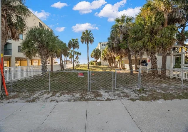 Photo 4 of Land for sale at 1306 Gulf Blvd, Indian Rocks Beach, FL 33785 | MLS# TB8457720 | Listing updated on 2026-08-04