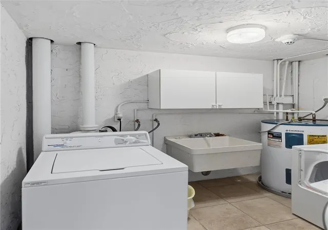 Homes for sale in Longboat Key, FL | 4485 Gulf Of Mexico Dr #402, Longboat Key, FL 34228 | MLS# A4675789