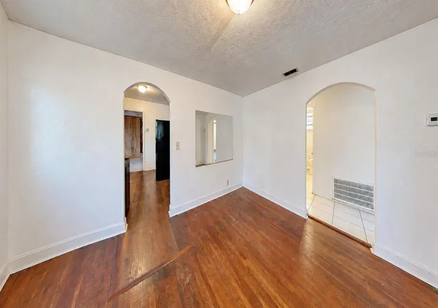 Photo 3 of Single family home for sale at 415 Model St, Daytona Beach, FL 32114 | MLS# TB8457755 | Listing updated on 2026-09-29