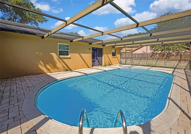 4th image of 2441 Dustin Cir, Spring Hill, FL 34608 | MLS# TB8457782
