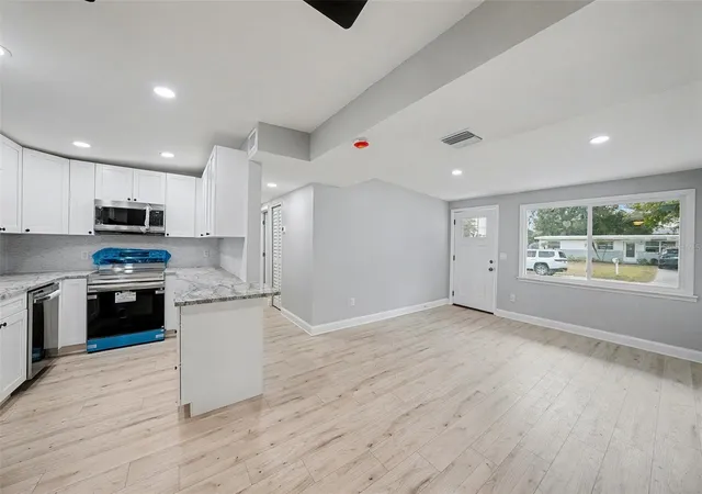 Homes for sale in Clearwater, FL | 2162 Barcelona Dr, Clearwater, FL 33764 | MLS# TB8457800